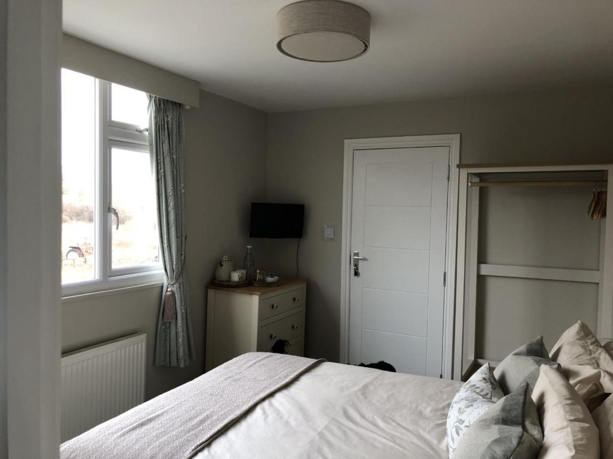 Woodland House B & B Уимборн-Минстер Экстерьер фото